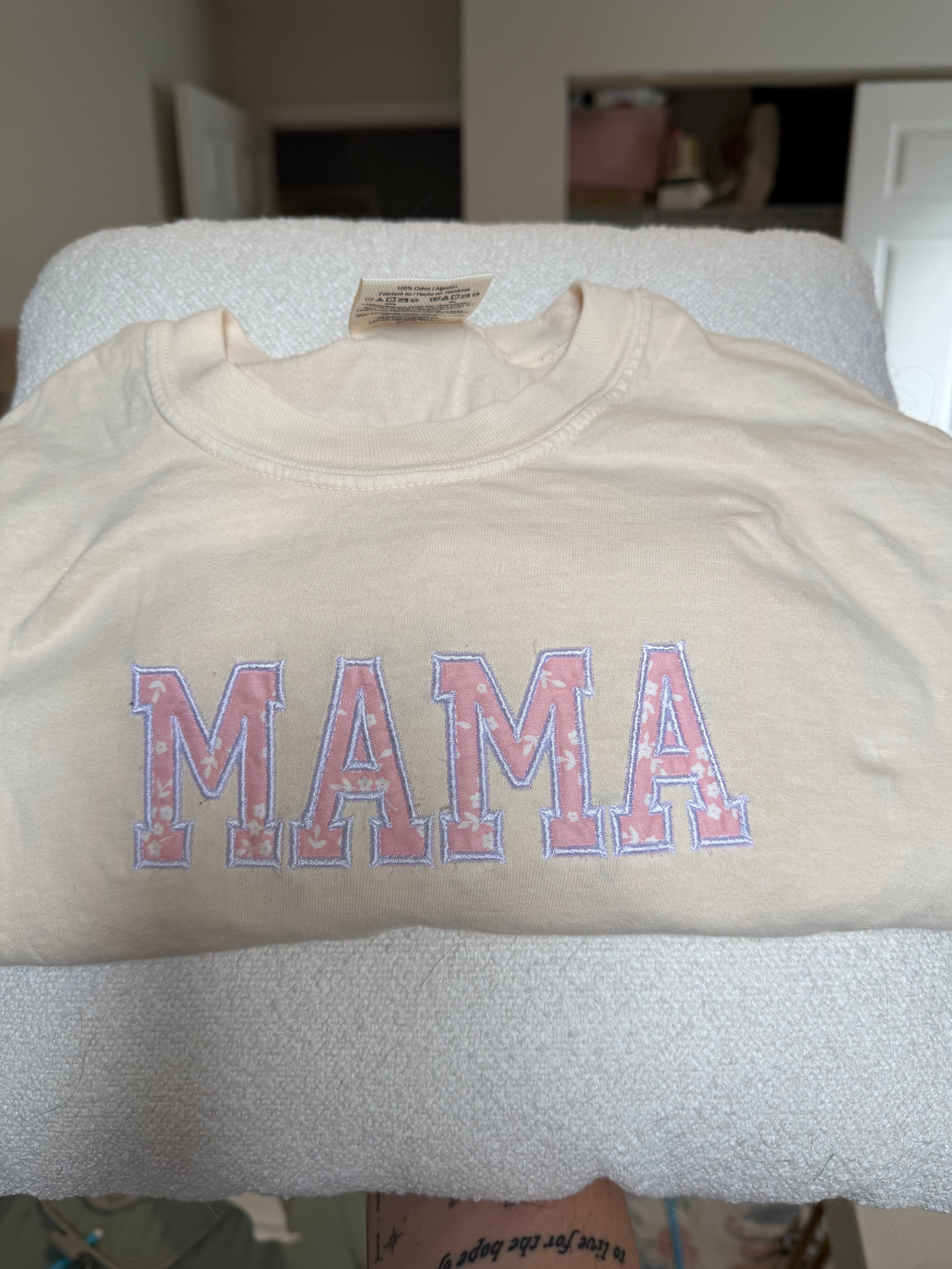 MAMA Applique Shirt/Sweatshirt